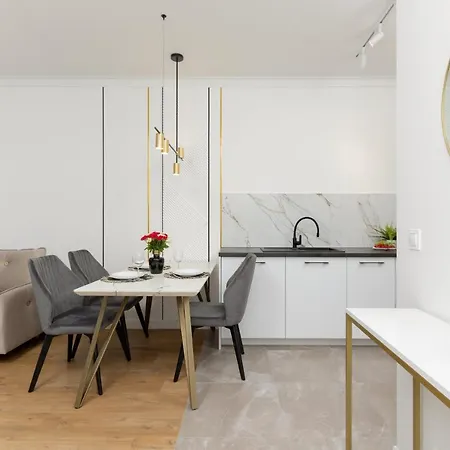 Апартаменты Stylish With Parking By Renters Prestige *