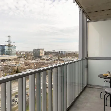 Stylish With Parking By Renters Prestige
