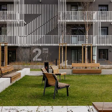 Апартаменты Stylish With Parking By Renters Prestige