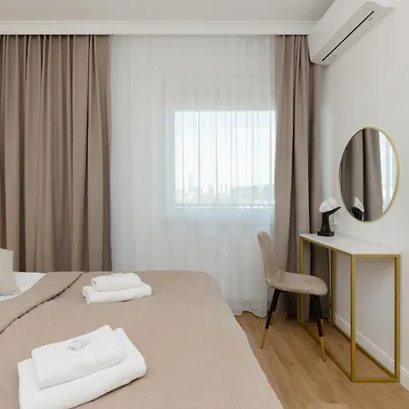 Stylish With Parking By Renters Prestige Apartament Warszawa