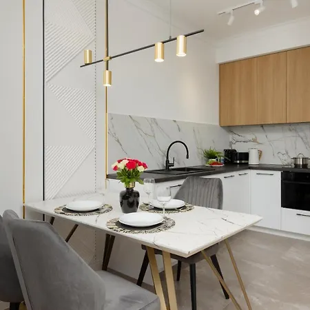 Apartment Stylish With Parking By Renters Prestige *